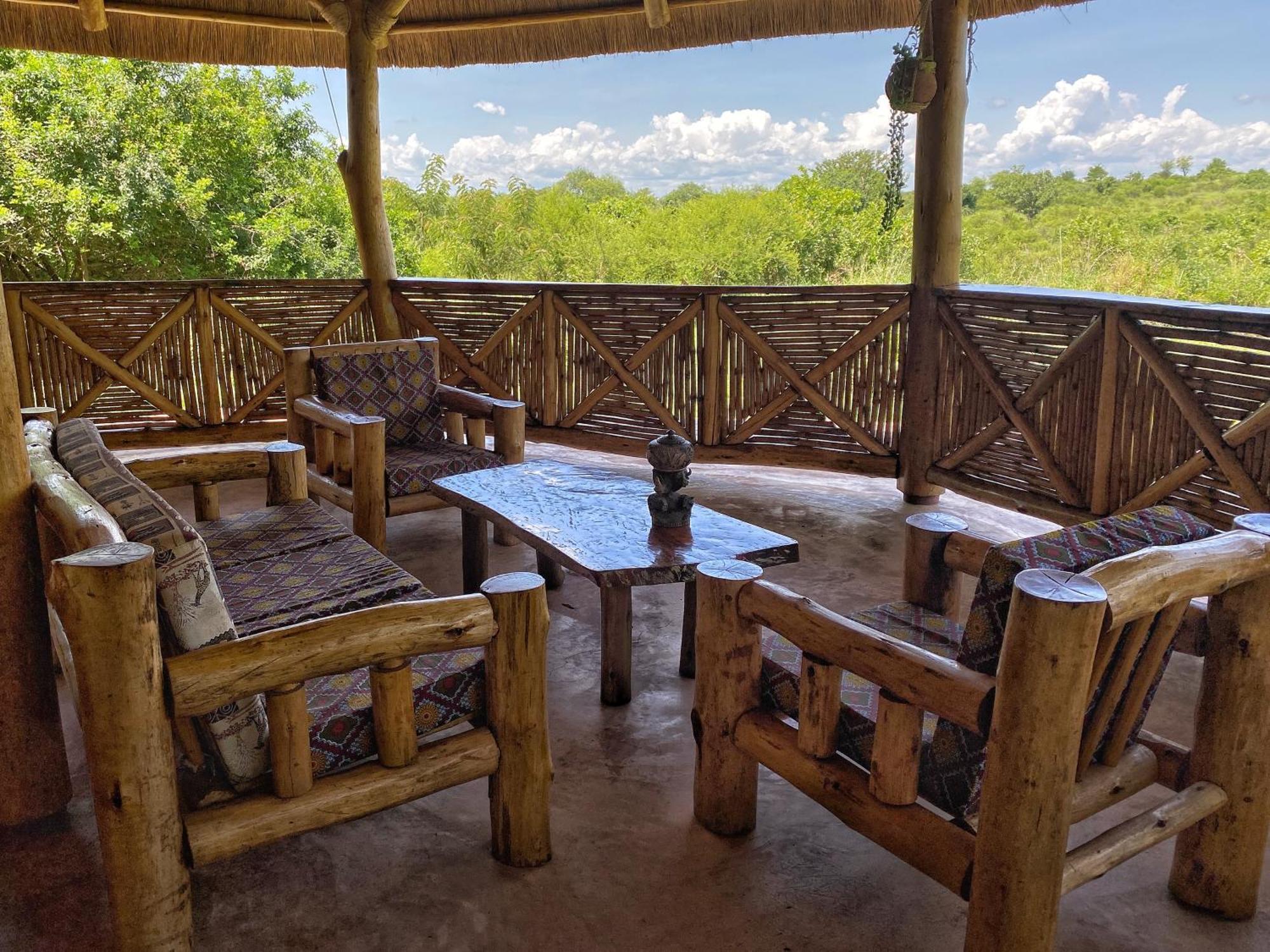 Murchison Falls Bamboo Village * Paraa